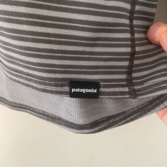 Patagonia capilene mid weight quarter zip size medium - Picture 3 of 5